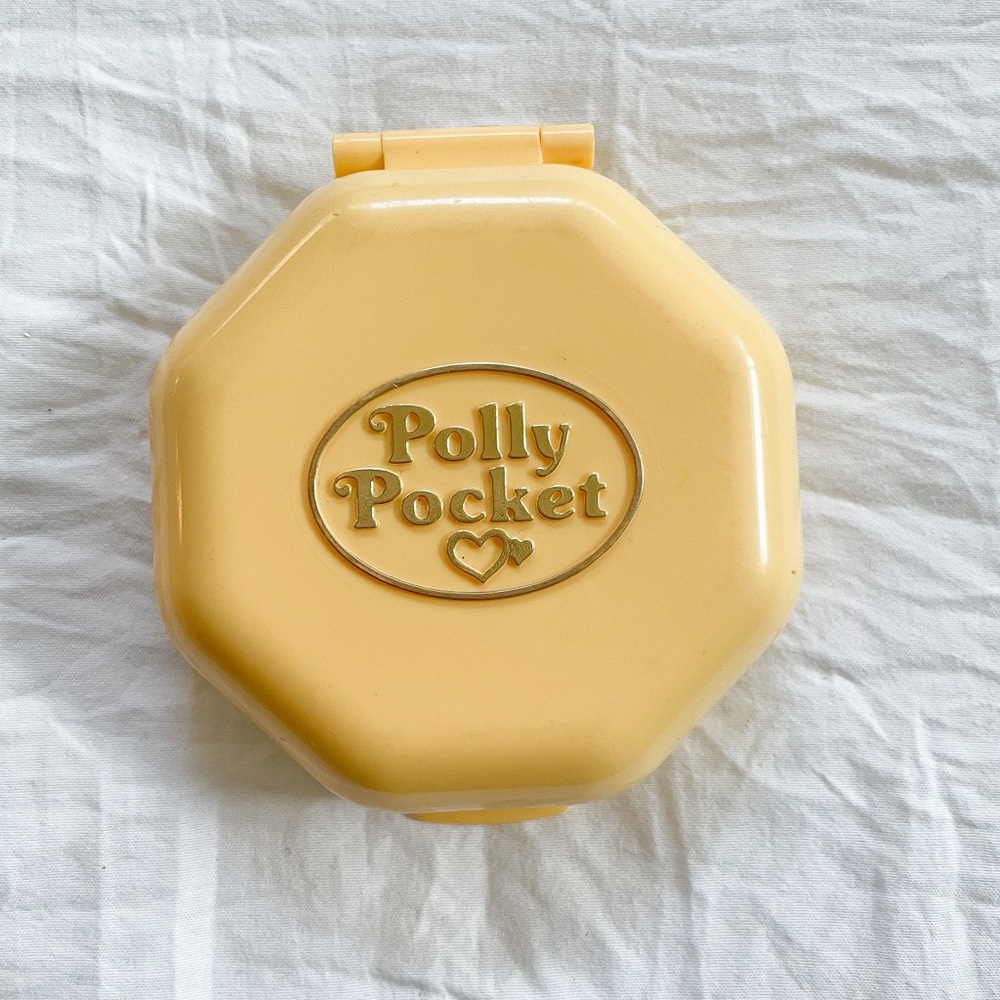 Polly Pocket | Pastel Yellow | Hair Salon